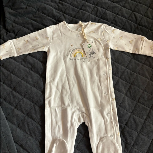 Onesie - Picture 1 of 2